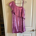 Glamorous One Photo 1