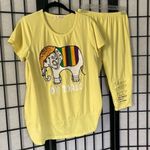 Matching Oversized Embroidered Elephant Shirt & Capris Leggings Yellow Large Photo 2