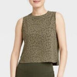 All In Motion Olive Green Burnout Fabric Pattern Cropped Tank Women's XL Photo 0