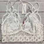 Francesca’s Dina Be Ivory Lace Bralette Size XS Photo 9