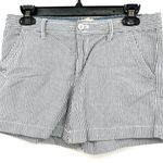 G.H. Bass & Co size 2 shorts blue white striped seersucker‎ 100% cotton Photo 0