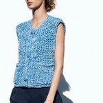 ZARA Woman’s Loose Knit Blue Sweater Vest with Big Blue buttons, Sz L Photo 2