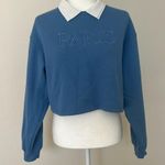 Small size sweater in great condition. Very cute to wear with different styles. Blue Photo 1