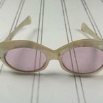 Vintage Oval Pearlized Frame Sunglasses ā Pink Tinted Lenses, Y2K Retro Style White Photo 1