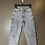 Arizona High Rise Mom Jeans Women’s 9 Light Wash Cherry Embroidered Denim Photo 9