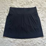 Athleta Skirt Salutation Stash Pocket 16.5” Skort Athletic Black Sz L Photo 3
