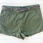 Forever 21 Olive green chino shorts w/belt Size 30 Photo 0