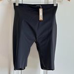 SKIMS Body Hip Enhancing Padded Short in Onyx, Size X-Small Photo 5