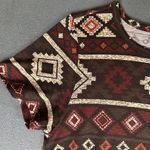 LuLaRoe  Carly Dress Womens Small Brown Red Aztec Geometric SS High Low Hem Photo 4