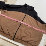 Beyond Yoga  Women’s XL Colorblock Windbreaker Jacket | Brown Black Zip Up Athlet Photo 3