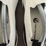 Peak Performance Anti Photo 8