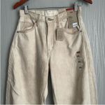 Levi's Women's Cinch Barrel Jeans Photo 4