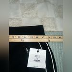 NWT Belyn Key Sport Skort Side Pockets Womens Size Medium Black Photo 3