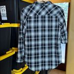 Fantastic Fawn  Black & White Plaid Flannel Button Up Shirt Women’s Medium Photo 9