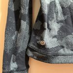 Lululemon Long Sleeve Photo 3