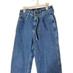 Hollister ‎ Ultra High Rise Mom Jean With Belt Size 26 Photo 3