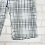 Nike Golf Dri-Fit Plaid Shorts White/Grey Women’s Size 4 EUC Photo 2