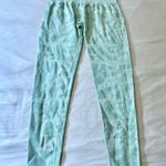 NVGTN Sage Green Camo Seamless Leggings Small Photo 0