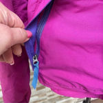 Patagonia Vintage  Y2K Jacket Full Zip Womens 10 M Pink Blue
Bomber Coat RARE Photo 8