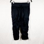 The North Face The‎  Black Aphrodite 2.0 Capri Pants Photo 1