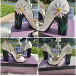 Fabrizio Viti Daisy white open toe sandals chunky heel pumps sz 38= US 7.5/8 Photo 4