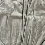 Active USA Gray Two Piece Sweater Outfit Photo 3