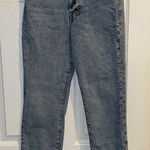 H&M Ultra High Waist Mom Blue Denim Straight Leg Jeans
Button Up Size 2 Photo 0