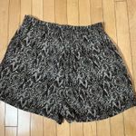 BLANK London Snakeskin Animal Print Flowy Shorts Size Medium Gray Photo 4