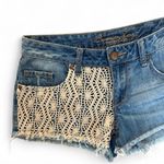 American Rag y2k vtg. American Rag Crochet Knit Cut off Frayed Short shorts size 5. Photo 4