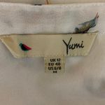 Yumi White Bird Print V Photo 2