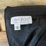 A pea in the pod  Black‎ Maternity Skirt Size Small Photo 7