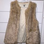 Universal Threads Universal Thread Faux Fur Mob Wife Vest Photo 1