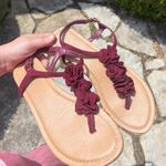 Kohls KHOLS Burgundy Sandals w/ Flower Details Photo 0