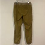 Duluth Trading Co Armachillo stretch high rise jogger pants 8 Green Photo 3