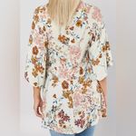 Willow + Root  Floral Keyhole Tunic Top from Buckle Photo 9