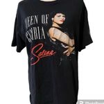 Official Selena merch Queen of Cumbia large graphic print t Photo 0