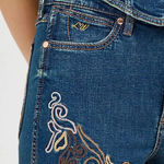 NWT x Wrangler x Lainey Wilson Wildflower Embroidered Jeans In Boho Wash $128 MSRP 25 L 27 L New in poly bag from free people Sold Out On Free People No refund or cancellations Photo 7