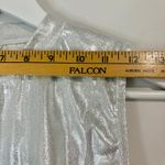 Halara  Women’s Shiny Metallic Sleeveless Mockneck Crop Top Silver Size Large NWT Photo 4