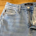 Judy Blue  boyfriend fit Jeans. 5 Photo 6