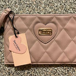 Juicy Couture  Dusty Blush Quilted Diamond Faux Leather Wristlet NWT Photo 0