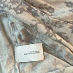 Gap damask pattern 3/4 sleeve lightweight top side tie at banded bottom size S Photo 7