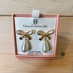 House of Harlow 1960 NWT Women's Gold Bow Glass White Pearl Earrings Photo 0