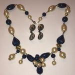 Vintage Chunky Navy Blue Gold Tone Faux Pearl Beaded Necklace Earrings Set Photo 6