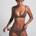 SKIMS | ‘Fits Everybody’ Triangle Bralette Photo 0