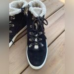 Blondo Ladies  booties- warm and CUTE🖤🤍🖤 Photo 11