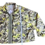 Nike NEW  Women's Sportswear Oversized Green And Tan Camouflage Nylon Jacket XXL Photo 4