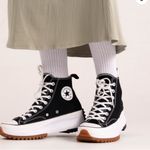 Converse  Unisex Run Star Hike Canvas Hightop Sneaker size 8 Photo 1