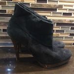 Steve Madden  black suede Trishia booties boots Heels Heeled Women’s Size 8.5‎ Photo 3