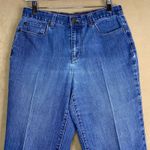 Christopher & Banks Christoper & Banks Women's Classic Fit Blue Denim Capri Jeans Comfort Size 8 EUC Photo 2