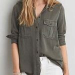 American Eagle Outfitters Gray Button Down Size M Photo 0